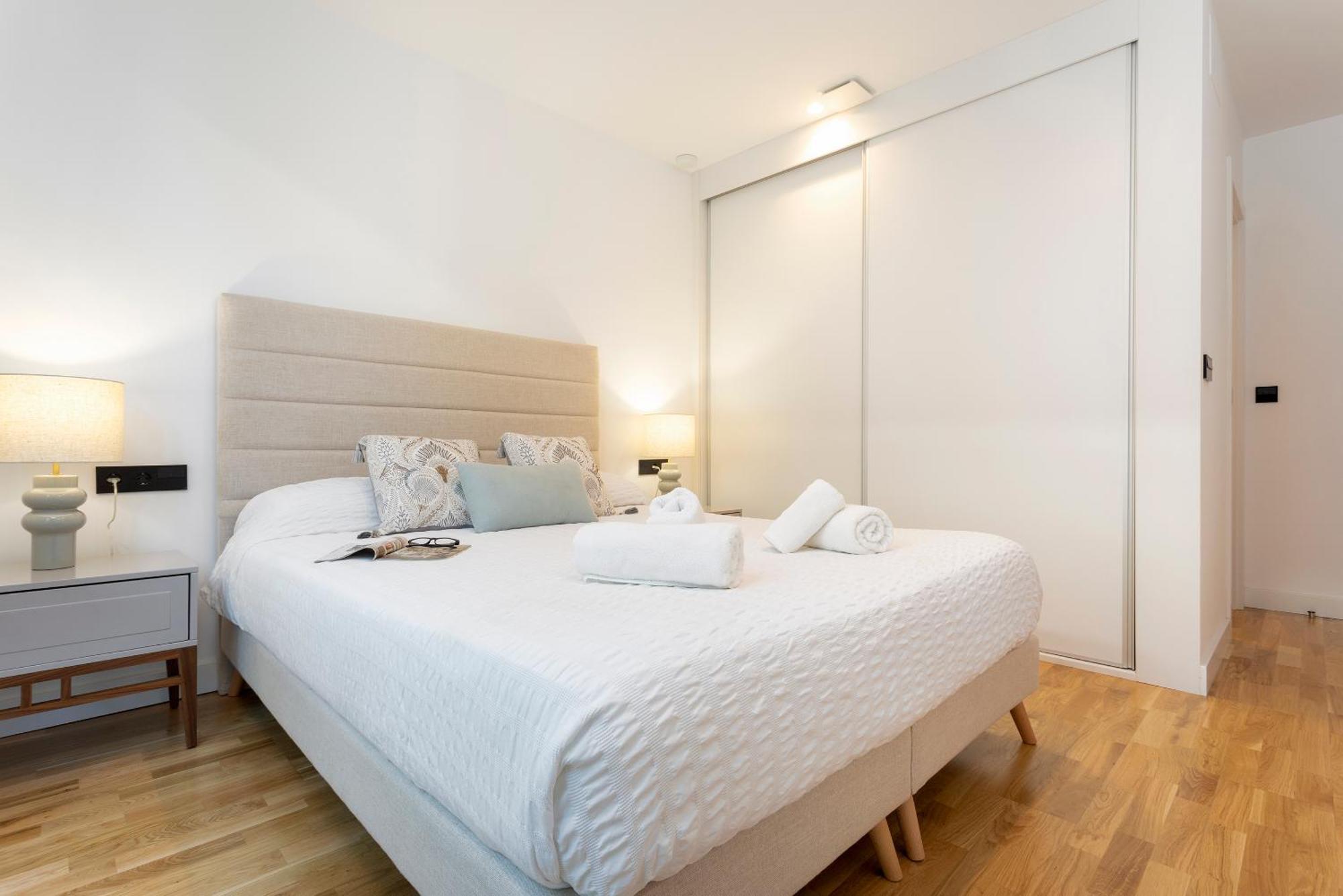 Malagueta Beach Front Luxury Apartment By Rent Me Málaga Exterior foto